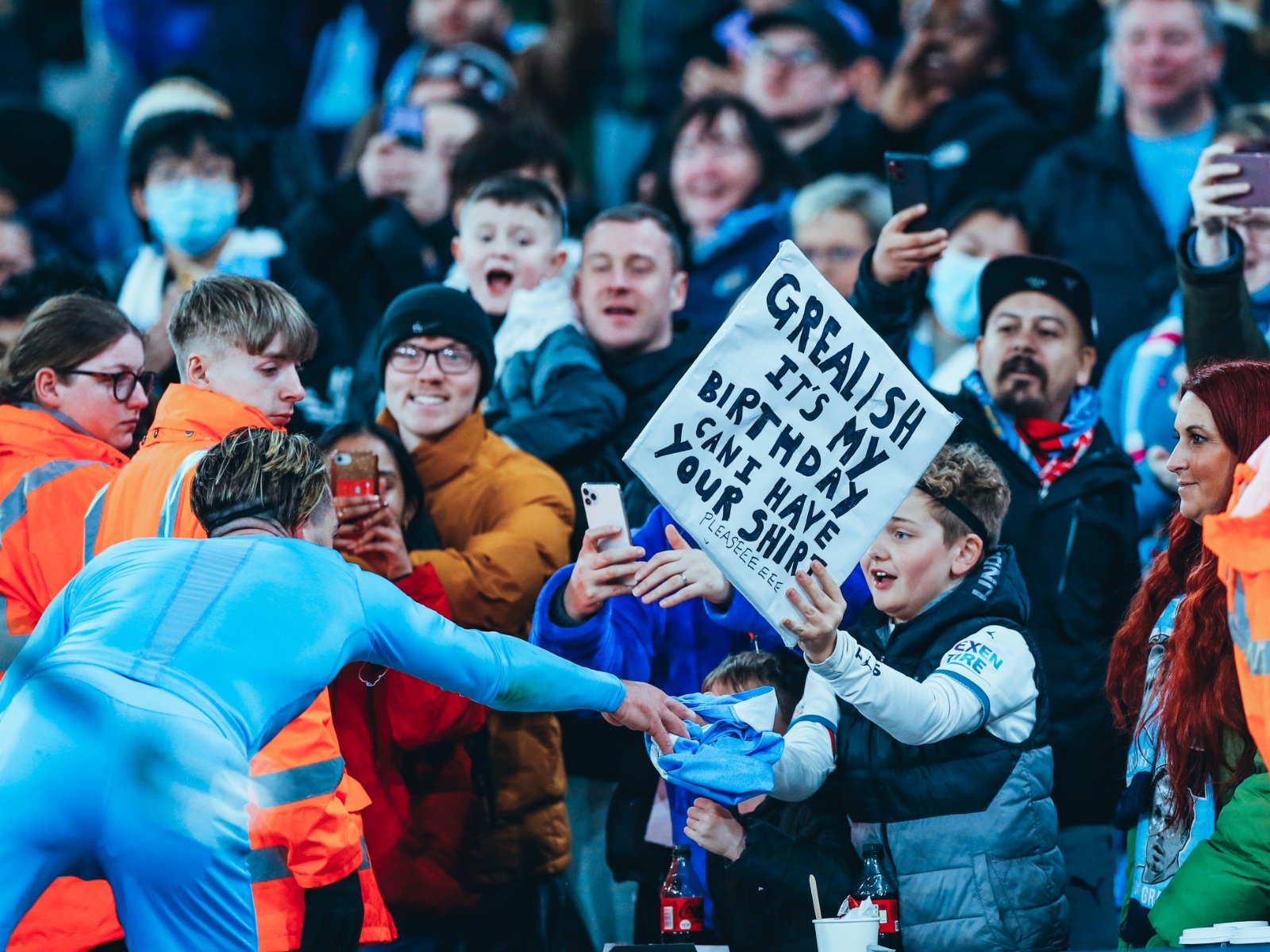 和年轻球员 和年轻球员